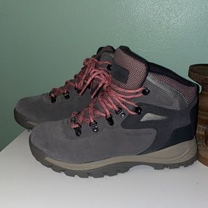 Columbia Women’s Hiking Shoes